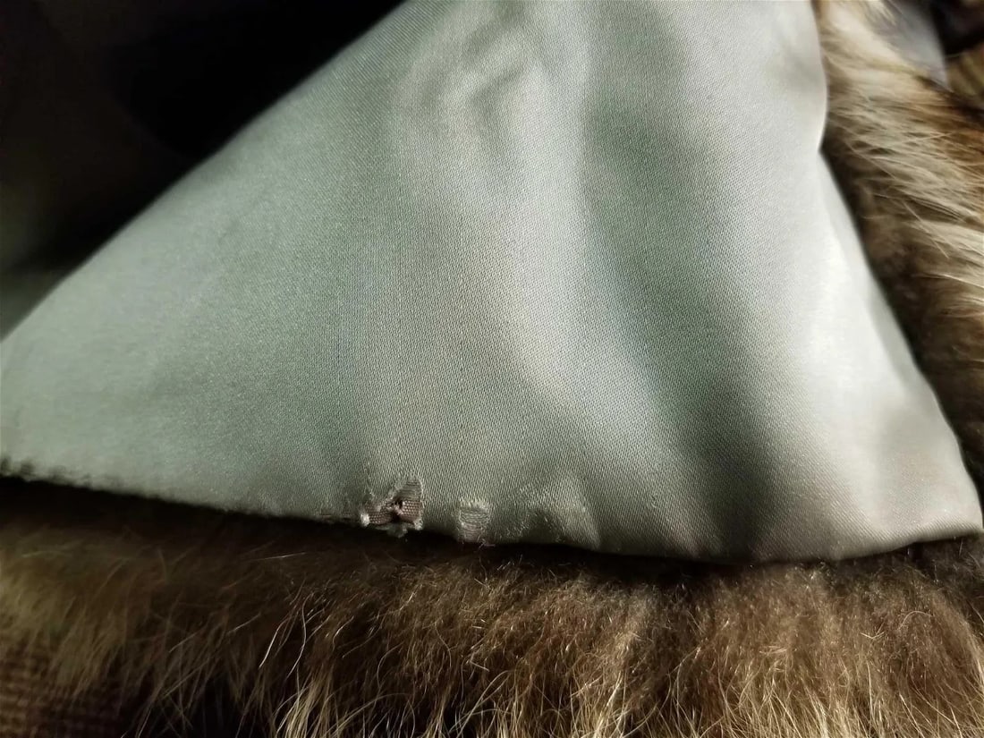 Canadian Fox Fur - Diamond Distinctive Design Fur Coat - 6