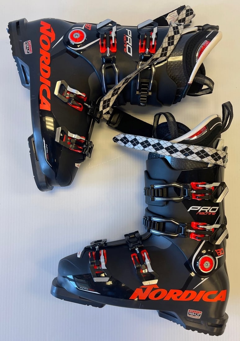 Nordica Ski Boots (1 of 6)