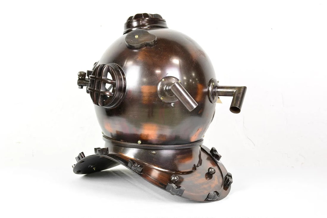 Presentation Divers Helmet - 3