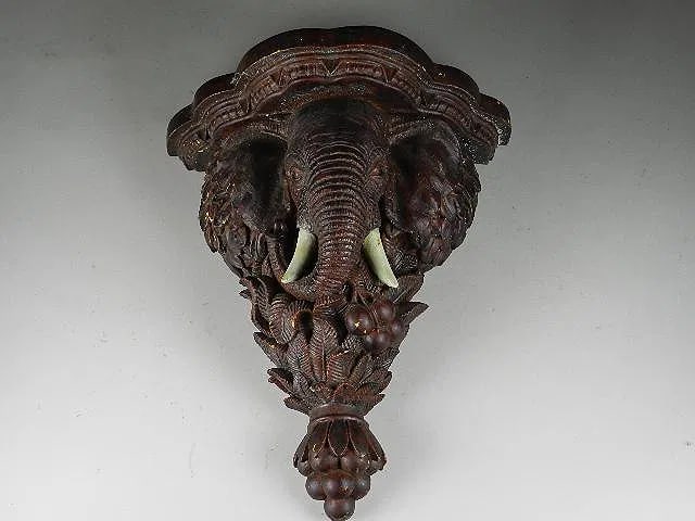 Resin Elephant Wall Sconce (1 of 4)