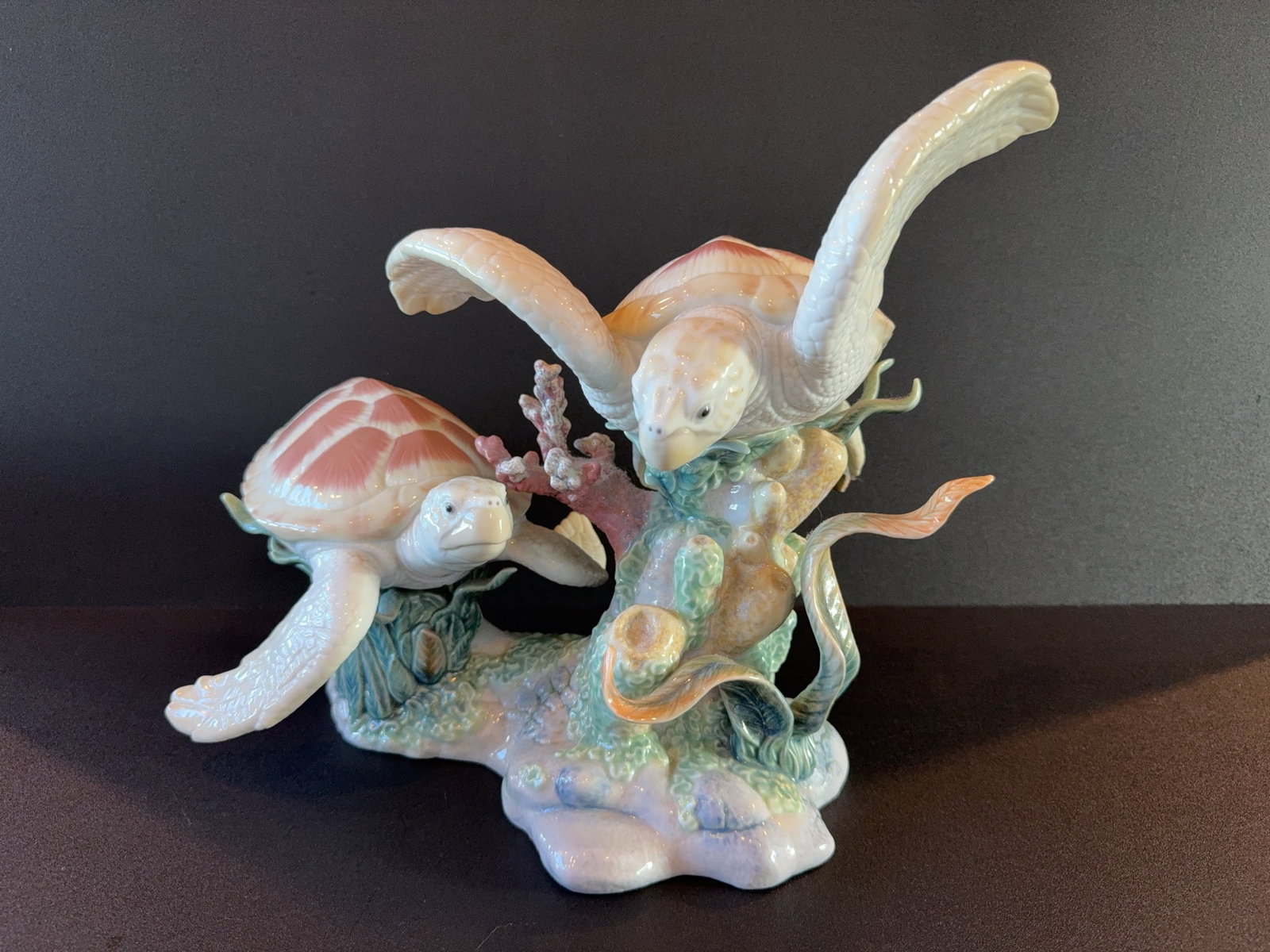 Lladro Sea Turtles – Retired 2023 – Rare Porcelain Sculpture (1 of 19)