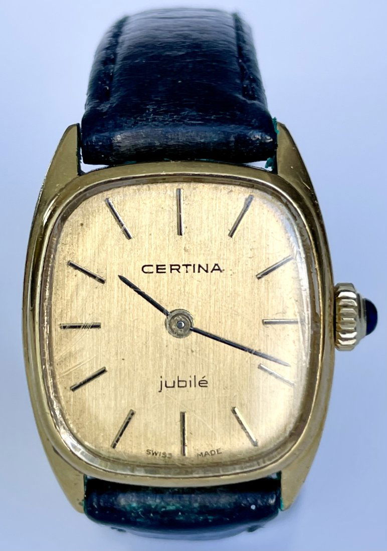 Swiss Gold Watch 1970s "Certina". Manual. Jubilee. (1 of 6)
