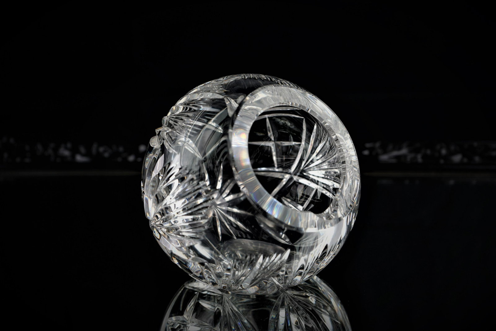 Ball Shaped Crystal Cigar Ashtray: Description Â· Title: Ball Shaped Crystal Cigar Ashtray Â· Origin: POLISH Â· Date/Period: 20c. Â· Material: CRYSTAL Â· Size: Diameter: 5 1/2in/13.5cm Â· Additional Information:Fine origina