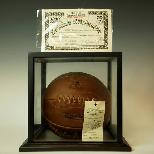 Sports Memorabilia Auctions