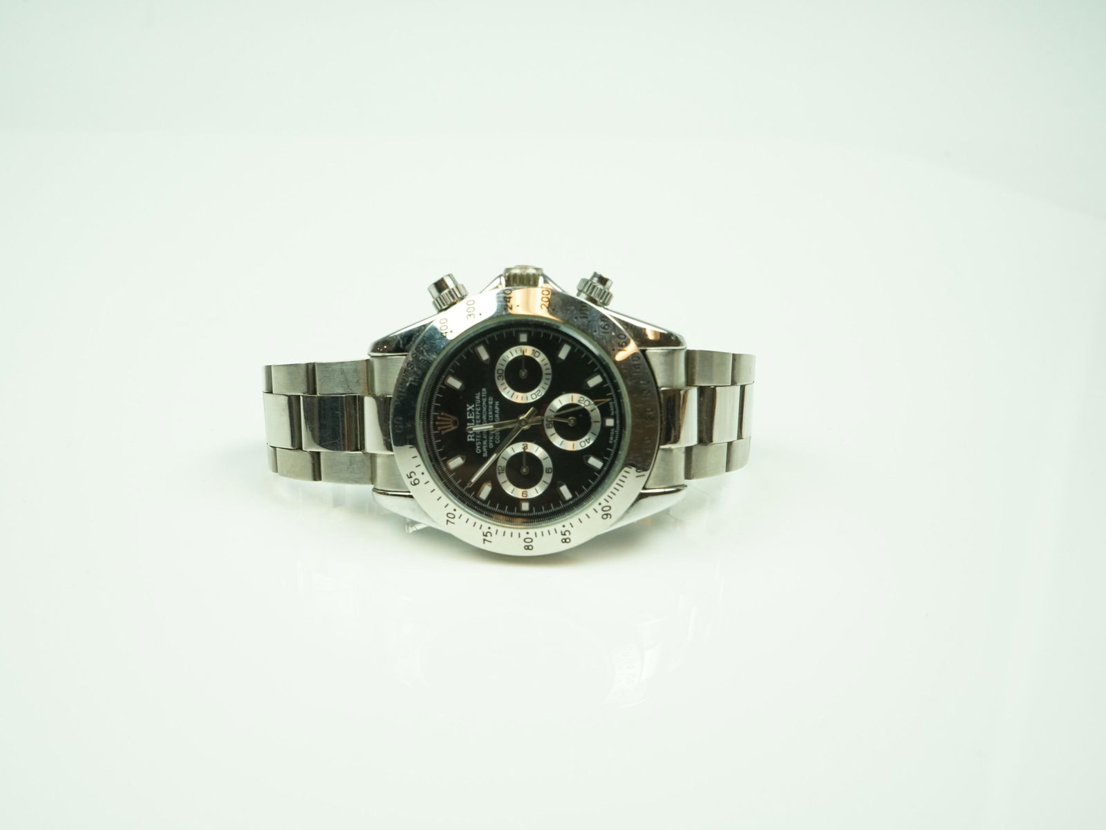 Unverified Rolex Daytona 18K 116520 Watch (1 of 7)