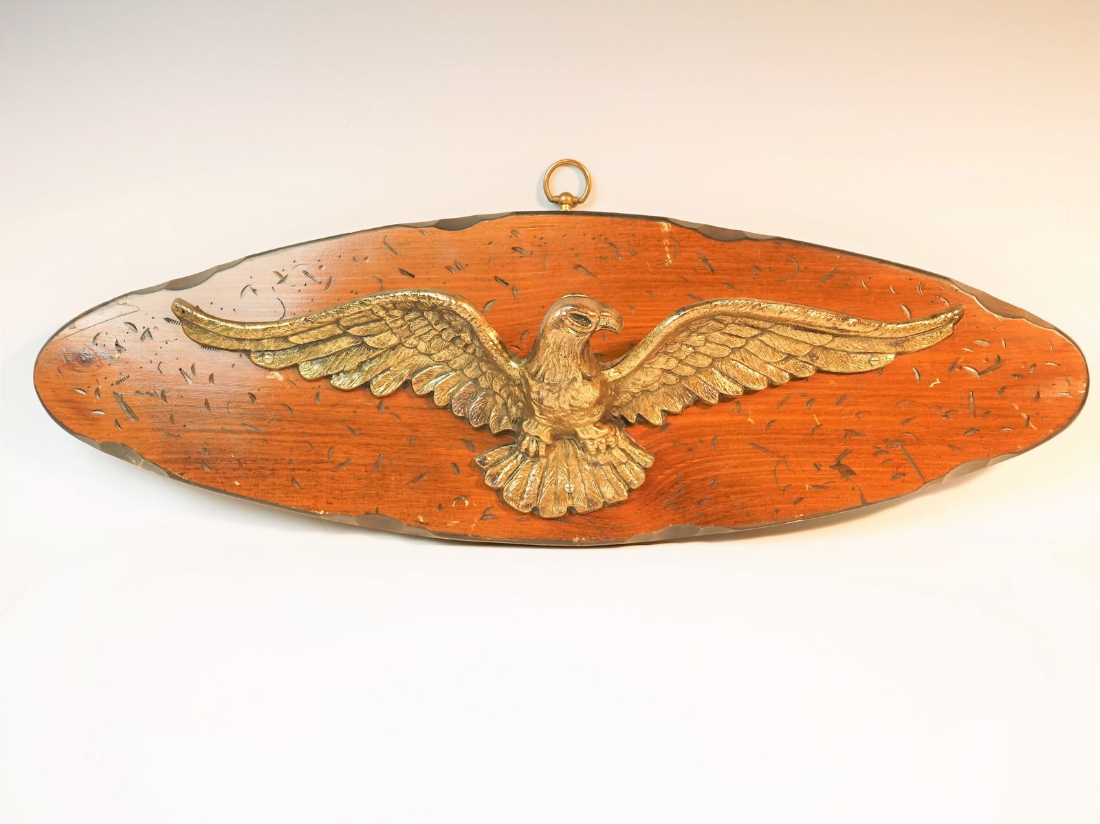 Vintage golden brass eagle wall plaque (1 of 4)