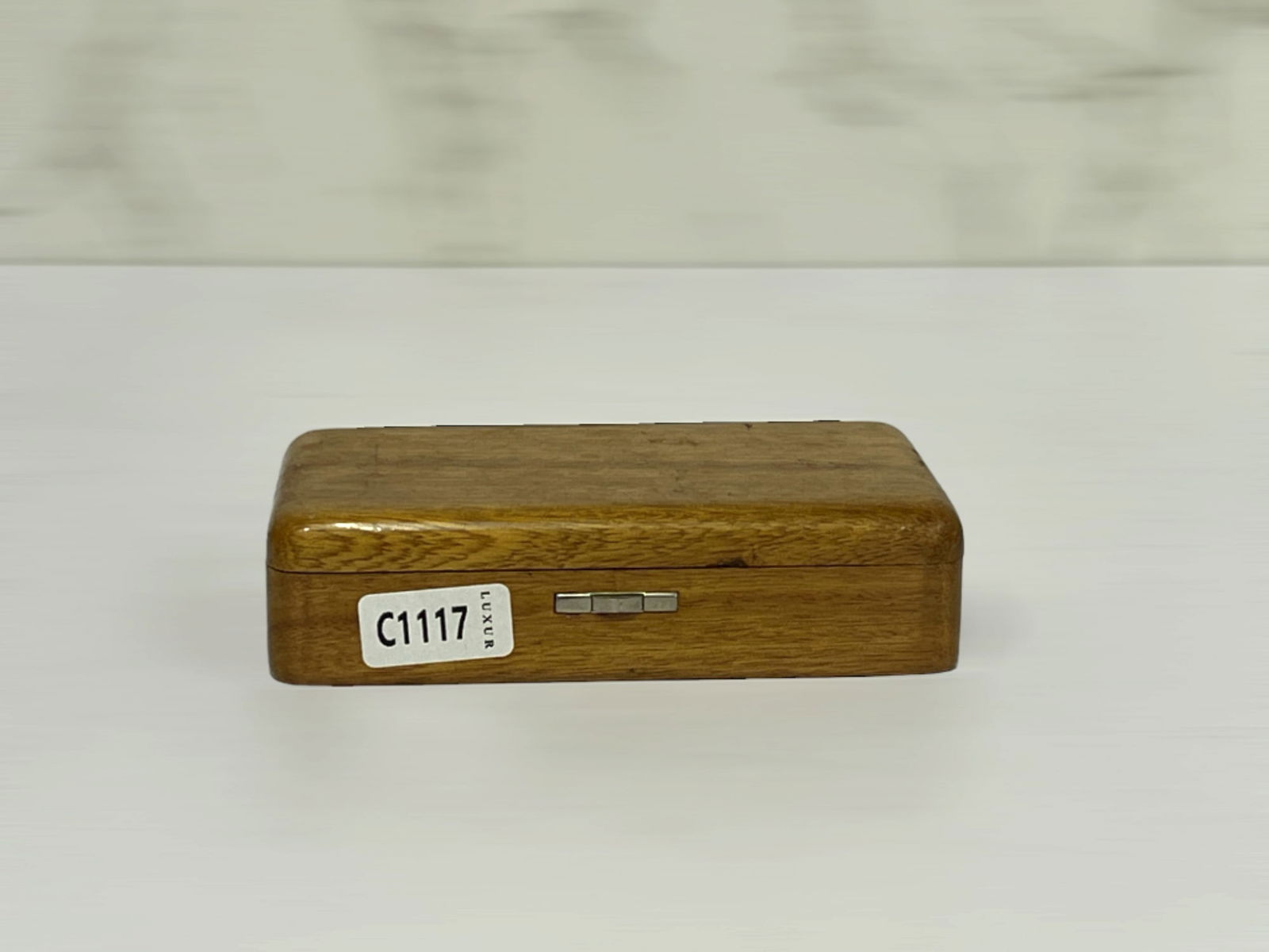 Vintage miniature travel scales, jewelers scales (1 of 4)