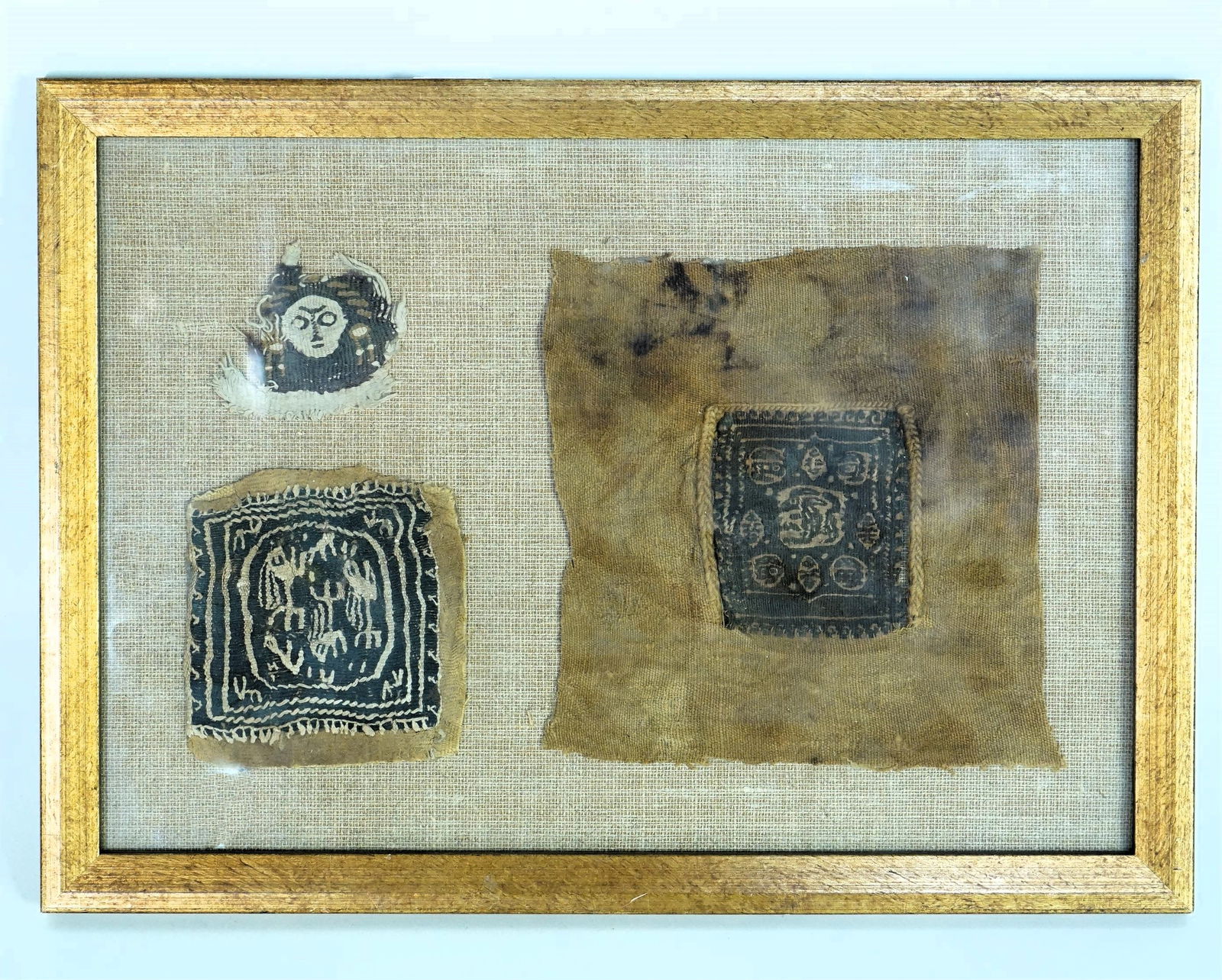 Ancient Egyptian Tunic Coptic Linen Fragment,4th- 9th century: Approximate size:10.5x14.5in Shipping: We offer in-house shipping services for most small items. This means that we will take care of packing and shipping the items directly to you. For larger or spec