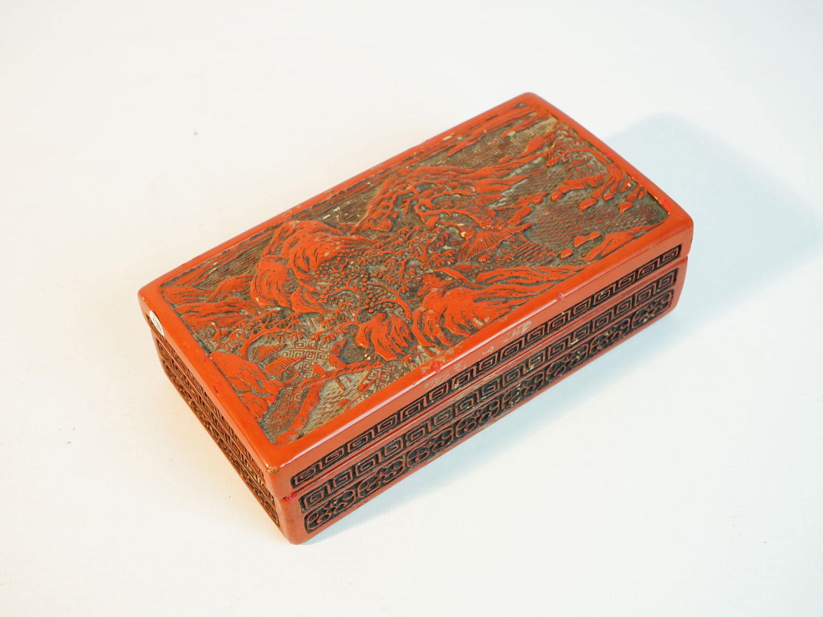 Chinese Cinnabar Lacquer Covered Box (1 of 8)