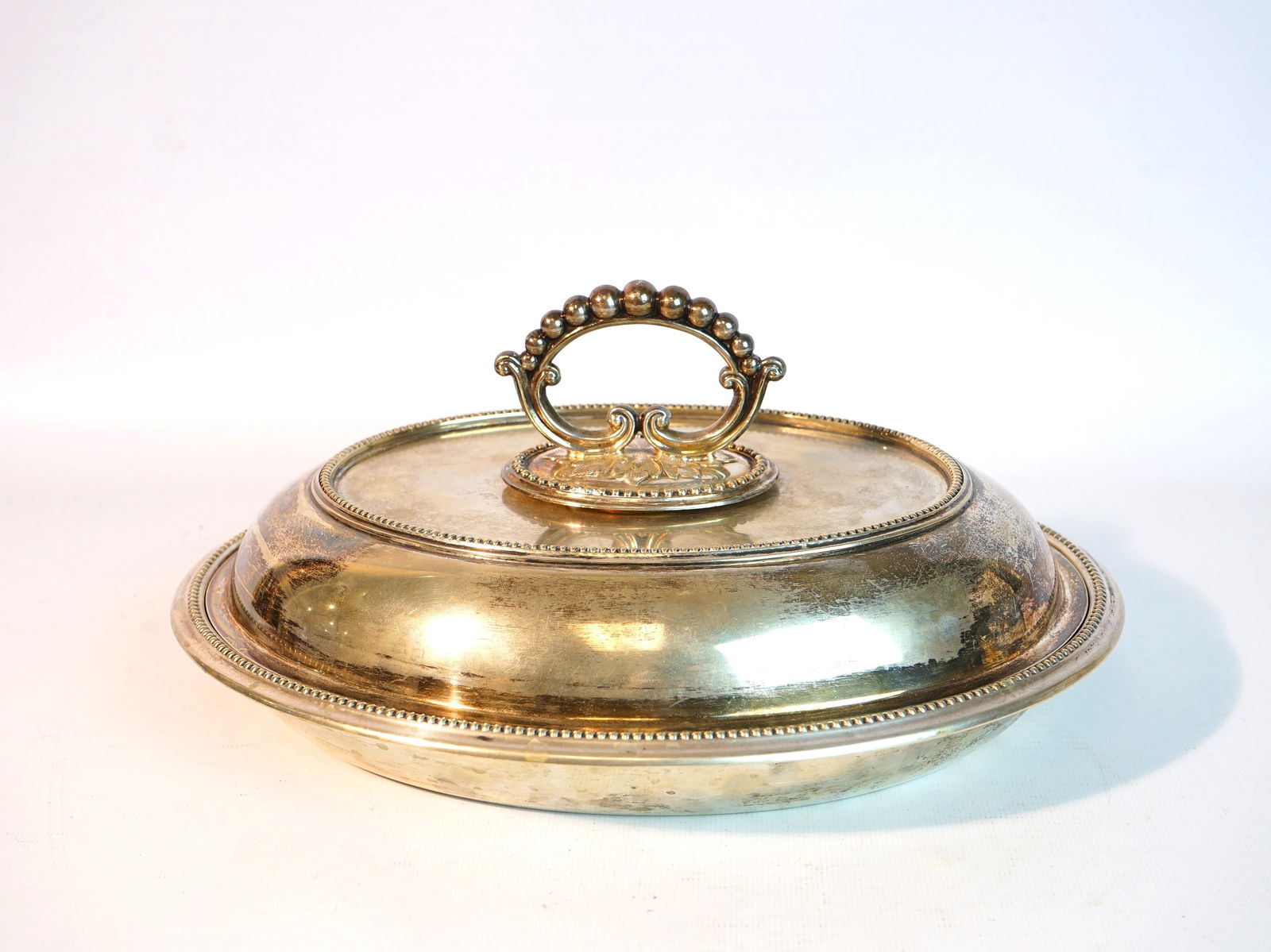 England Victorian Silver-Plated  Covered Serving Dish (1 of 10)