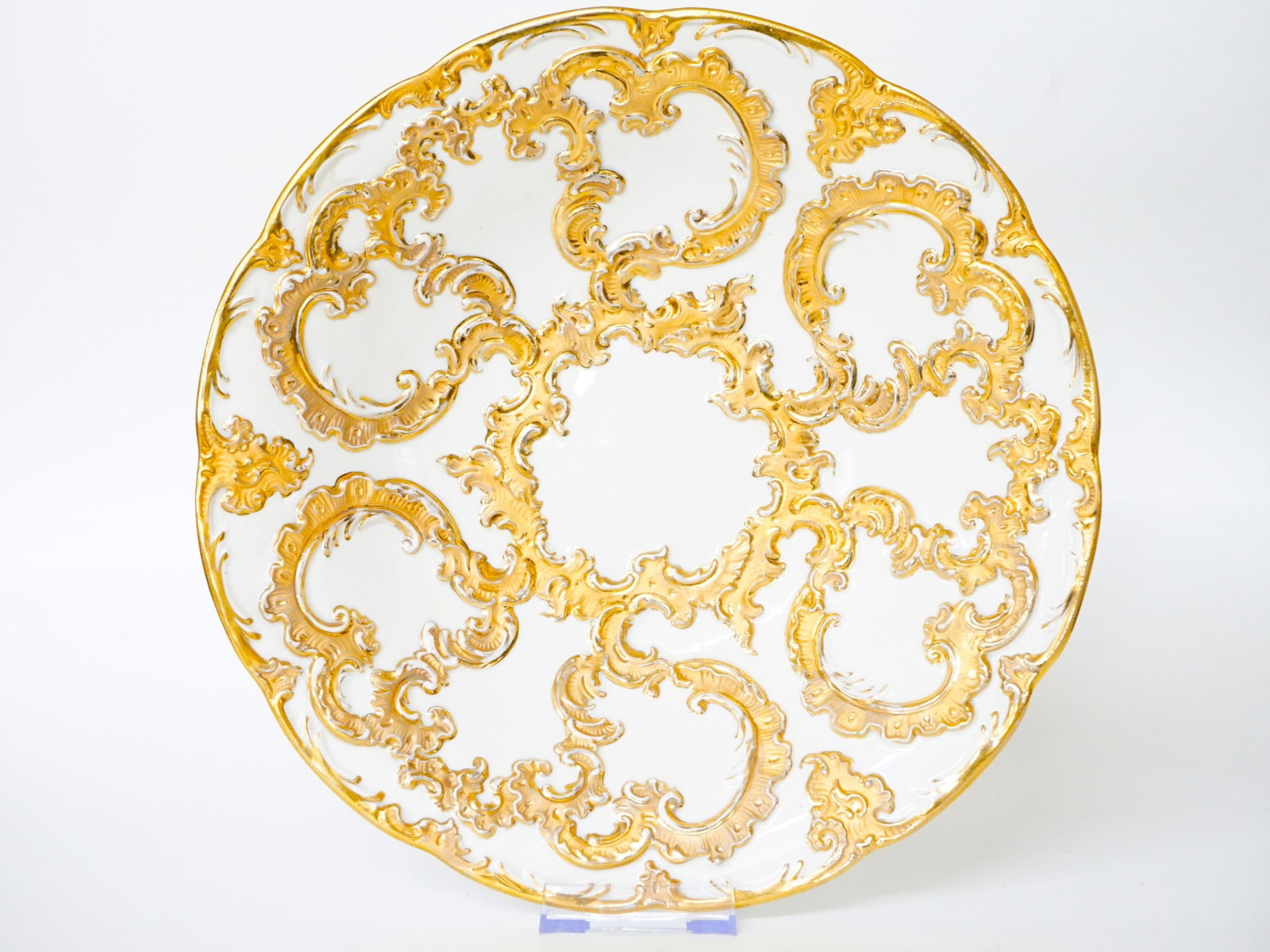 Meissen Gold Gilt Floral Porcelain Plate: Approximate size: 2x11x11 in Shipping: We offer in-house shipping services for most small items. This means that we will take care of packing and shipping the items directly to you. For larger or spec