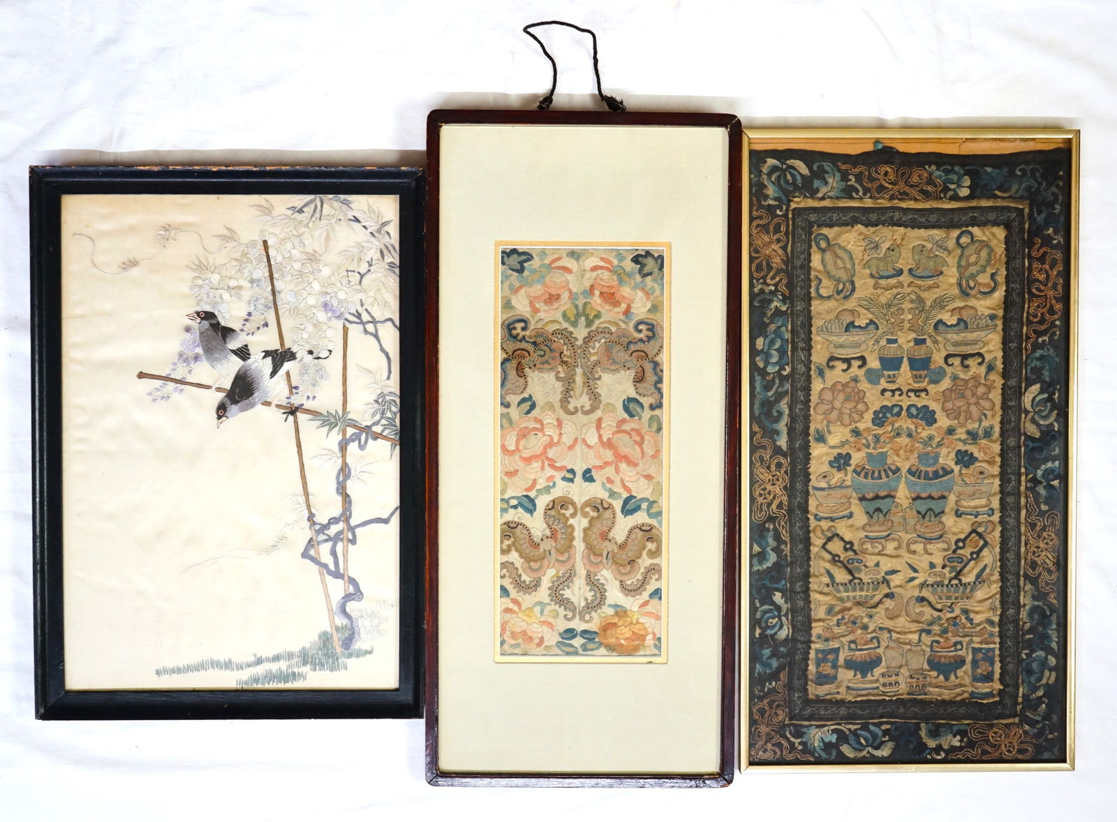 Lot of  Three Chinese Embroidery ,19th Century (1 of 8)