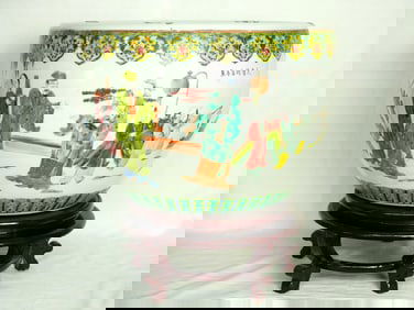 Chinese Famille-Rose 'Figural' Jardinière