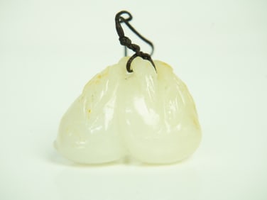 Chinese Carved White Jade 'Peach' Pendant