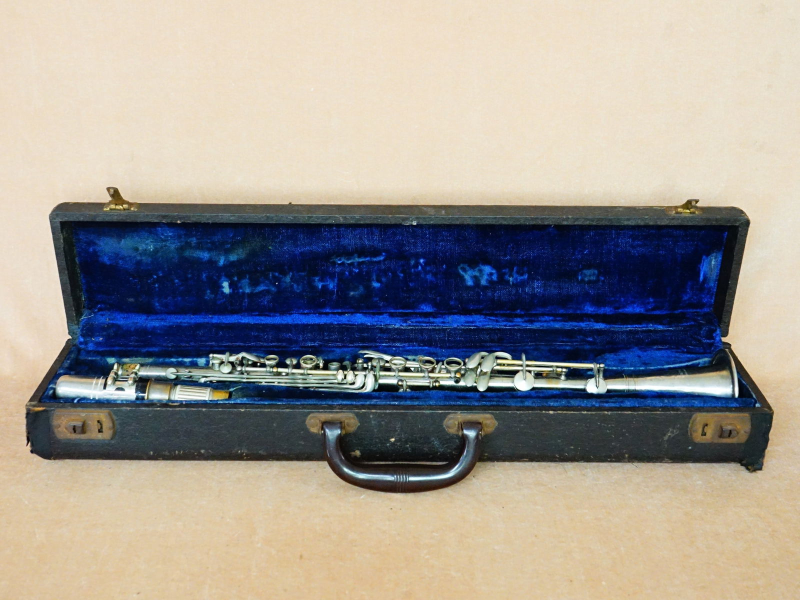 Vintage Silver Clarinet With Case (1 of 4)