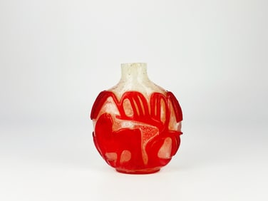 Chinese Craved Agate Snuff Bottle, Qing Dynasty
