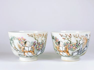 Pair of Chinese Famille Rose 'Figural' Tea Bowls