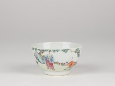 Chinese Famille Rose 'Figural' Bowl, Qing Dynasty
