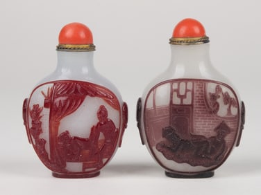 Lot of 2 Chinese Peking Glass Snuff Bottles