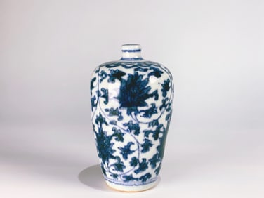 Chinese Blue and White 'Lotus' Meiping Vase