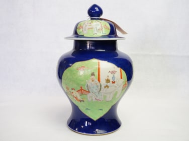 Chinese Famille Rose Blue Glazed Jar With Lid, 19th Century