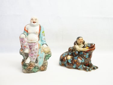 Two Chinese Famille Rose Porcelain Figurines, 19th-20th Century