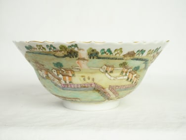 Chinese Famille Rose 'Landscape' Ogee-Form Bowl, Daoguang Period Qing Dyansty