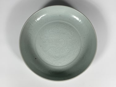 Chinese Celadon Charger Inlaid Dragon Design