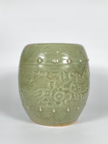 A Longquan Celadon Barrel-Form Paperweight, Qing Dynasty