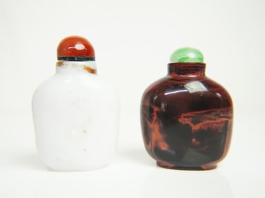 Chinese White Agate Snuff Bottle and Realagar Glass Snuff Bottle,Qing Dynasty