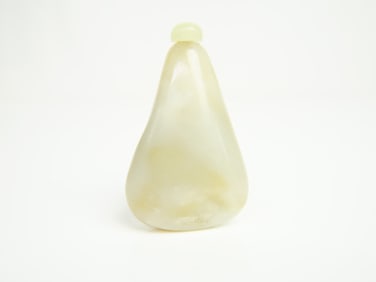Chinese Hetian Jade Snuff Bottle,Qing Dynasty