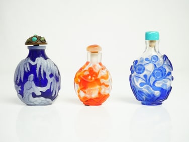 Lot of 3 Chinese Carved Peking Glass Snuff Bottles,Qing Dynasty