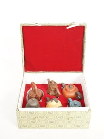 Group of 6 Chinese Miniature Teapots With Box