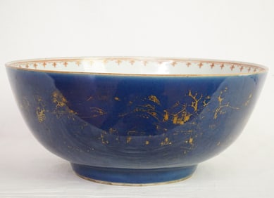 Chinese Export Gilt-Decorated and Powder-Blue Punchbowl,18th Century