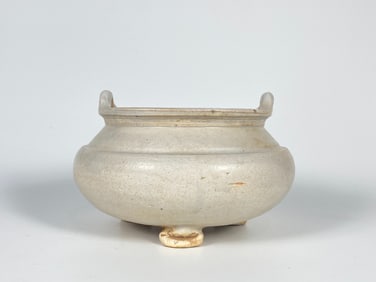 A Chinese White-Glazed Tripod Censer