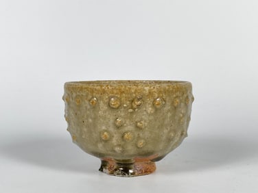 An Unique Pottery Cup With Bubble Trace of Glaze