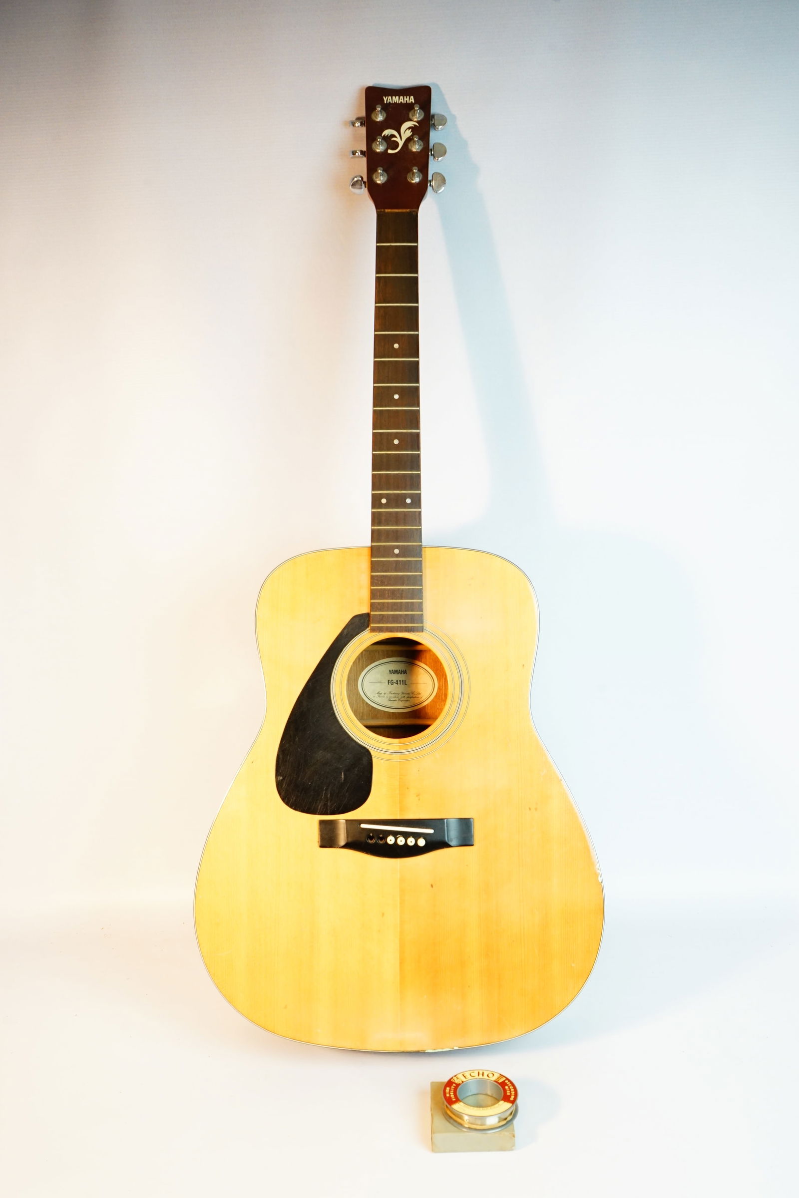 Yamaha Fg-411L Left-Handed Acoustic Guitar: Shipping: We offer in-house shipping services for most small items. This means that we will take care of packing and shipping the items directly to you. For larger or specialized items, we recommend u