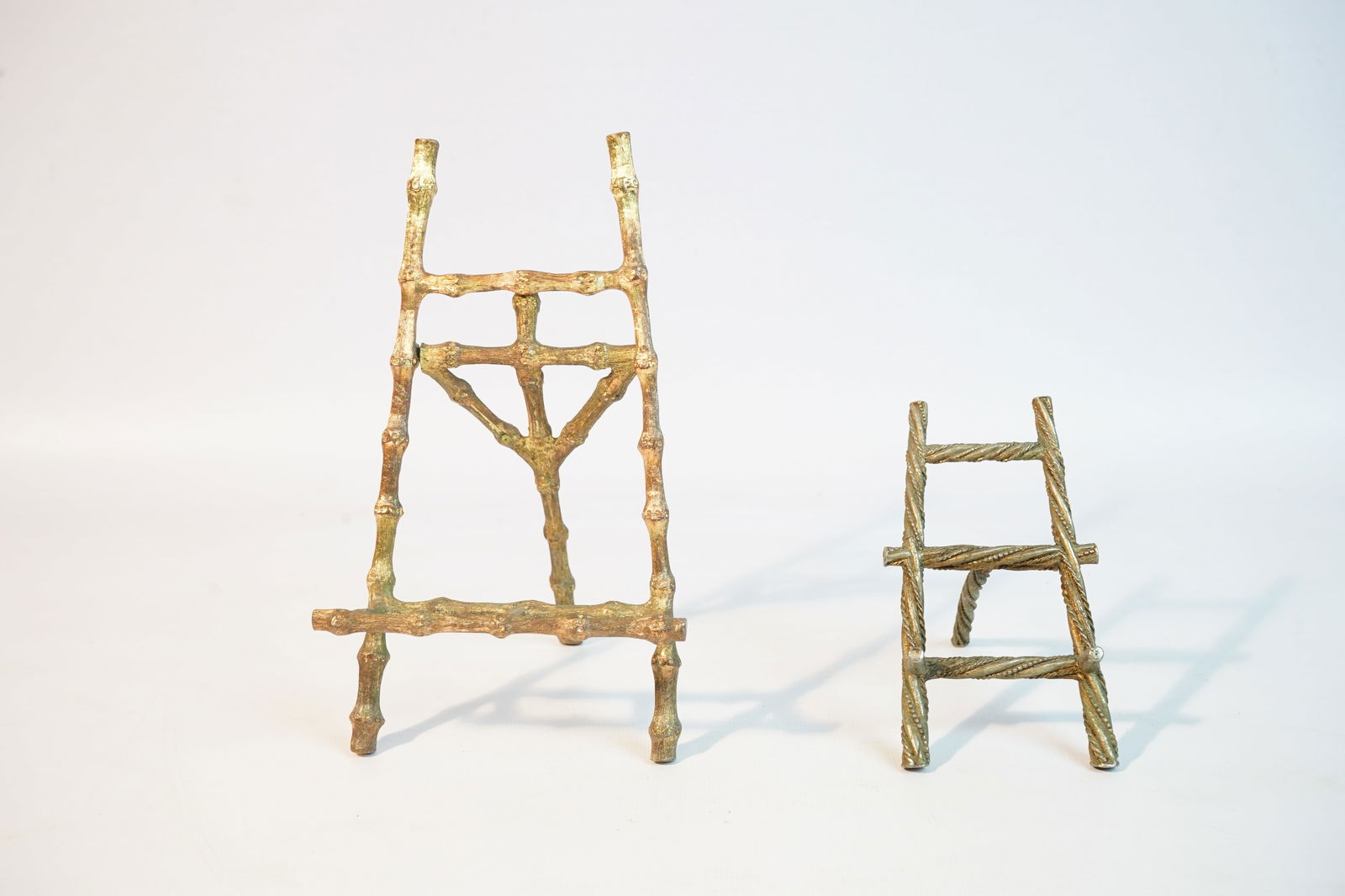 2 Vintage Metal Ornate Easel Display Stand (1 of 5)