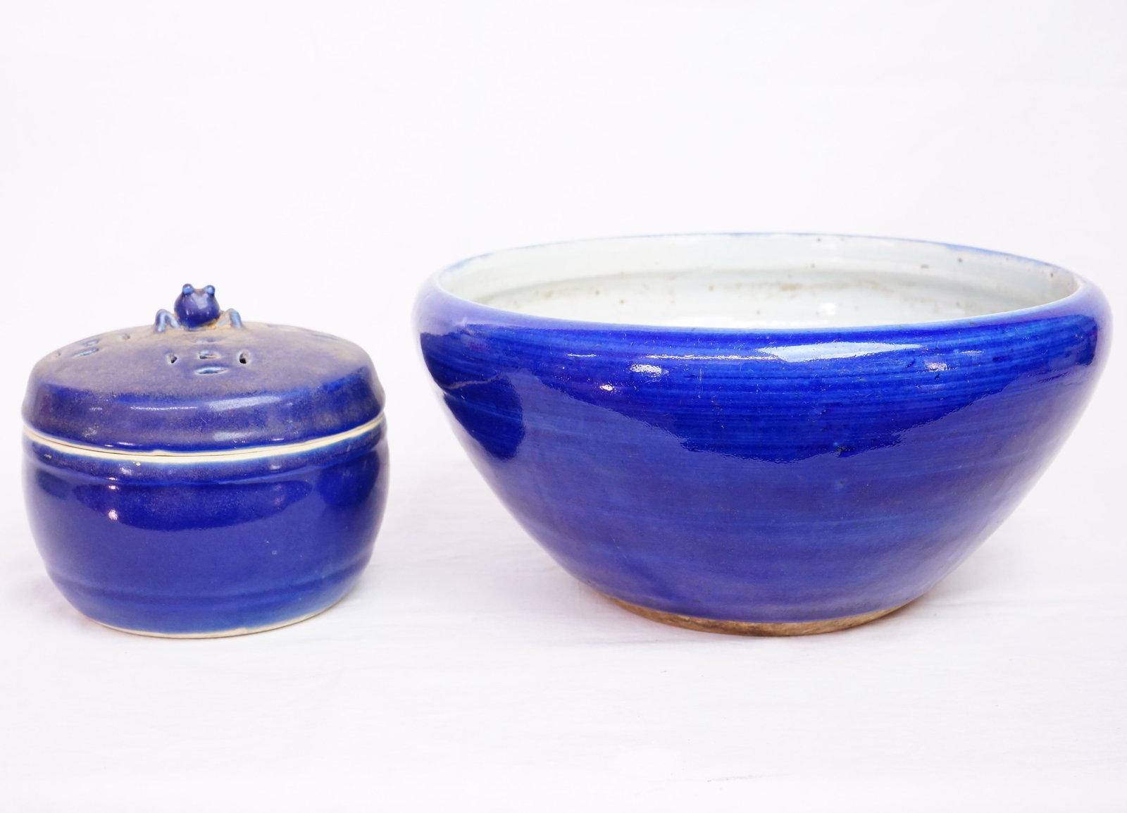 Lot of 2 Chinese Blue Glazed Censers, Qing Dynasty (1 of 12)