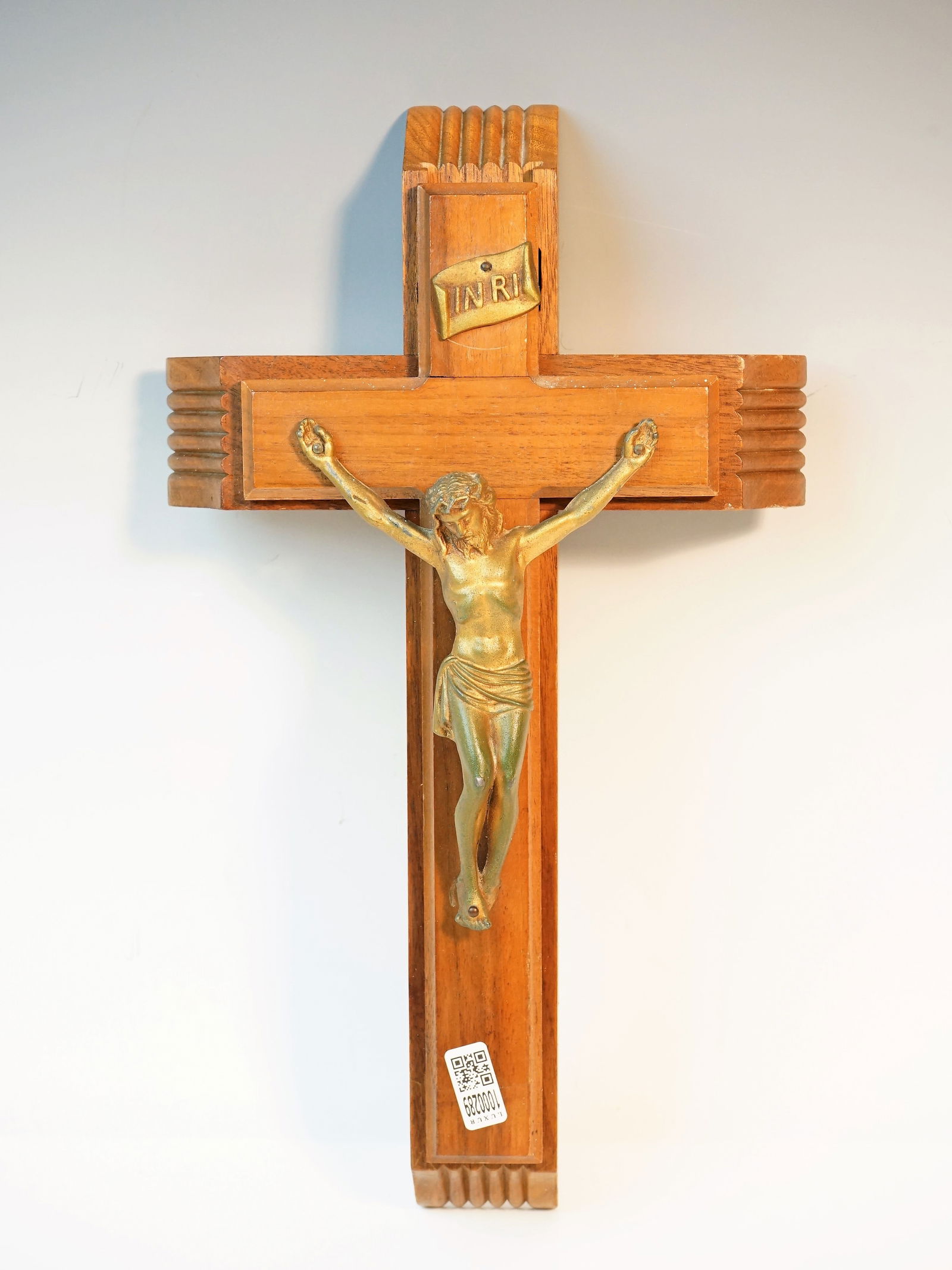 Vintage Wood Catholic Last Rites Sick Call Crucifix Cross Box (1 of 4)