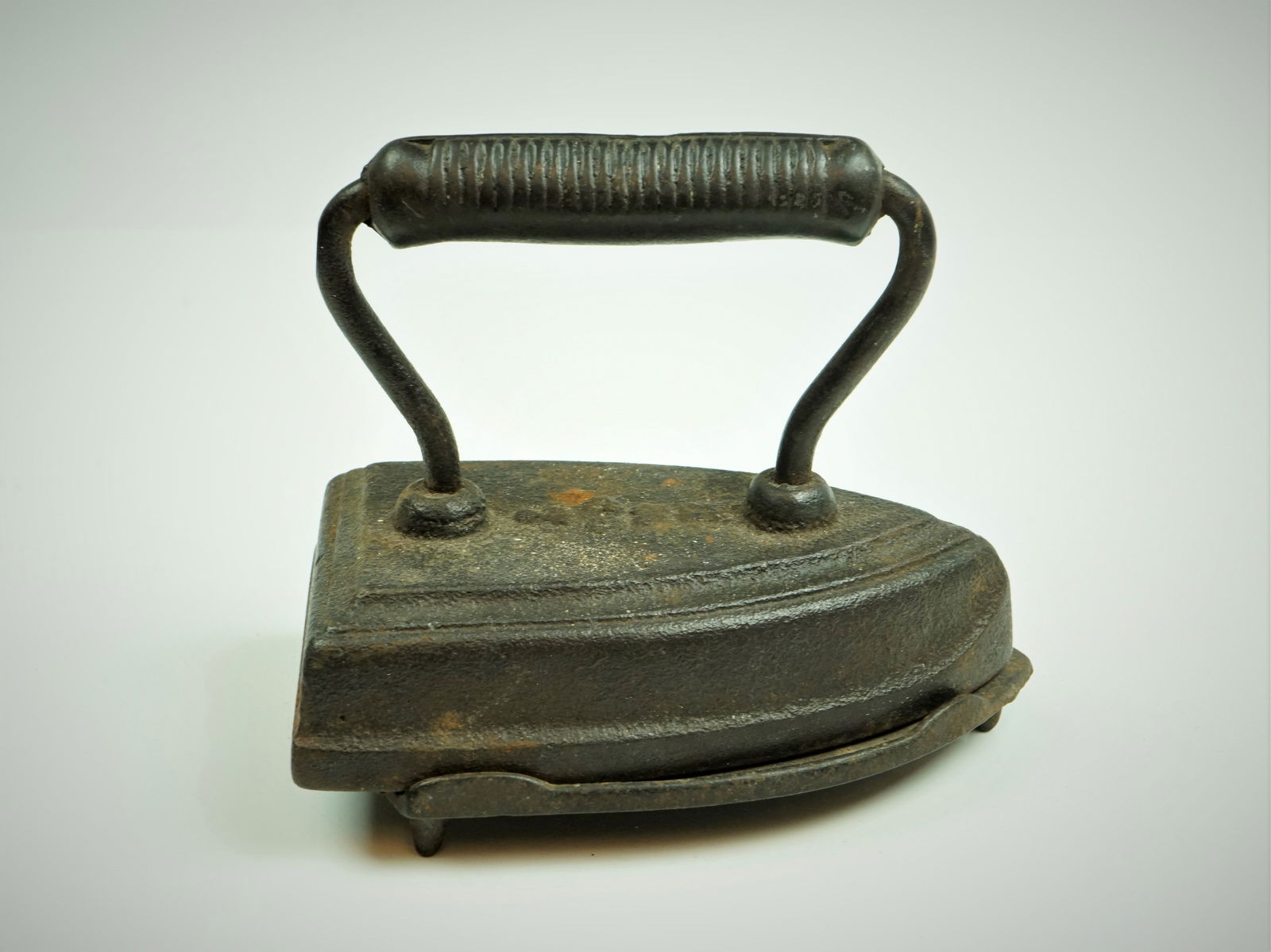 19th Century English B &D Cast Iron with Trivet: Approximate Size:Lenght:5 3/4in Height:5 3/4in Shipping: We offer in-house shipping services for most small items. This means that we will take care of packing and shipping the items directly to you.