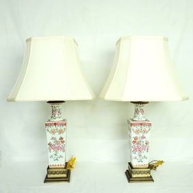 Pair of Chinese Export Famille Rose Vase Lamps with Shades,Qing Dynasty Qianlong Period
