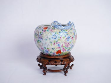 Chinese Mille Fleur Dragon Bat Encrusted Globular Water Pot