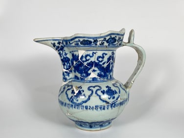 Chinese Blue-and-White 'Monk's Cap' Ewer,Xuande Period (1426-1435)