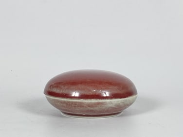 Chinese Peachbloom-Red Seal Paste Box and Cover