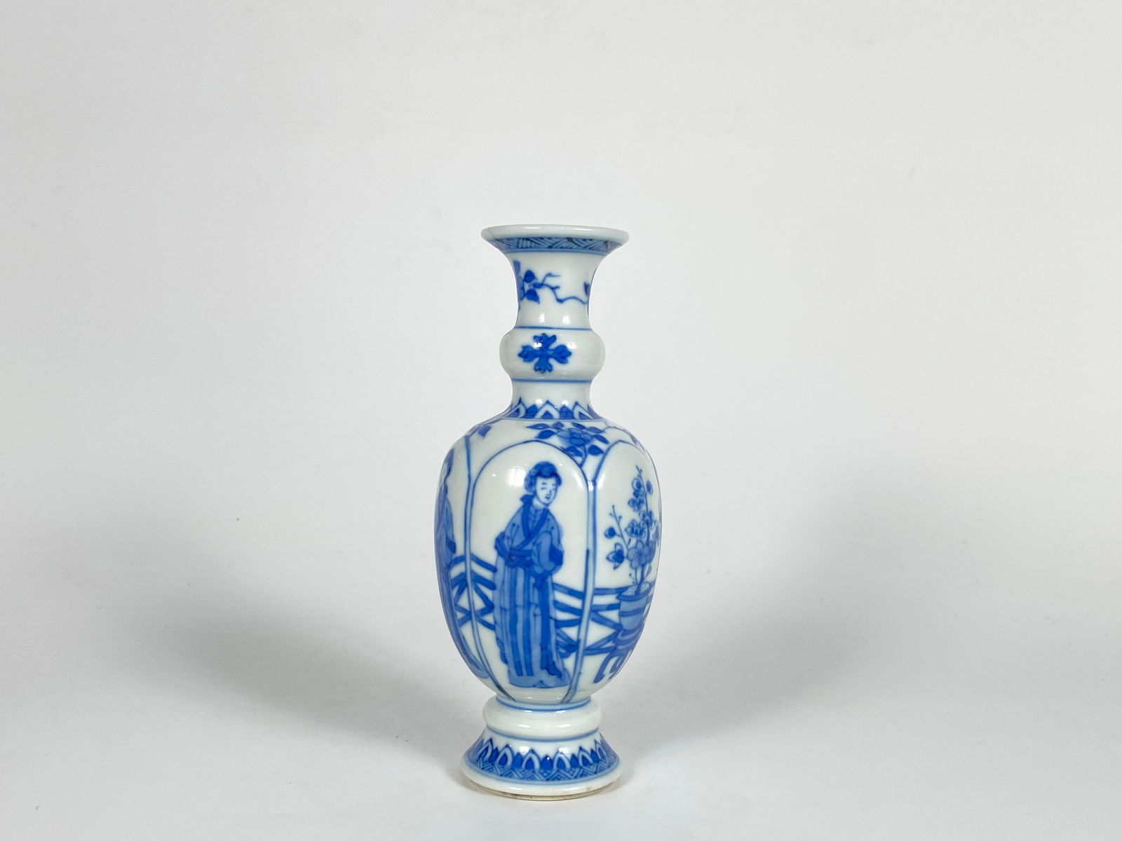 Chinese Kangxi Blue and White Miniature Vase (1 of 6)