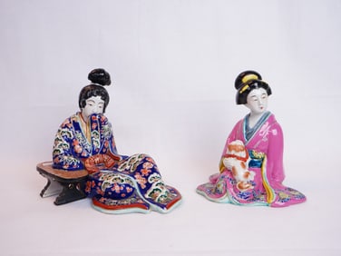 Lot of Two Japanese Imari Figures