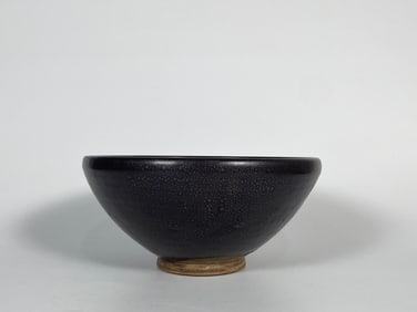A Black-Glazed 'Oil Spot' Tea Bowl