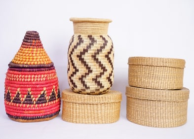 Lot of 5 Native American Style Coiled Woven Basket Containers
