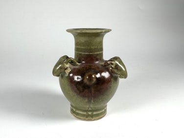 Chinese Celadon Glazed Rams Head Vase,Qing Dynasty